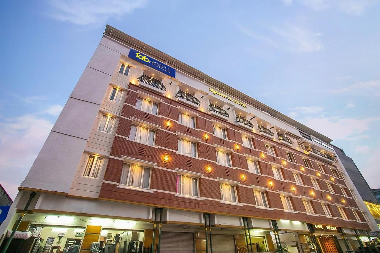 Fabhotel Phoenix Resorts - Nr M Chinnaswamy Stadium Бенґалуру Екстер'єр фото