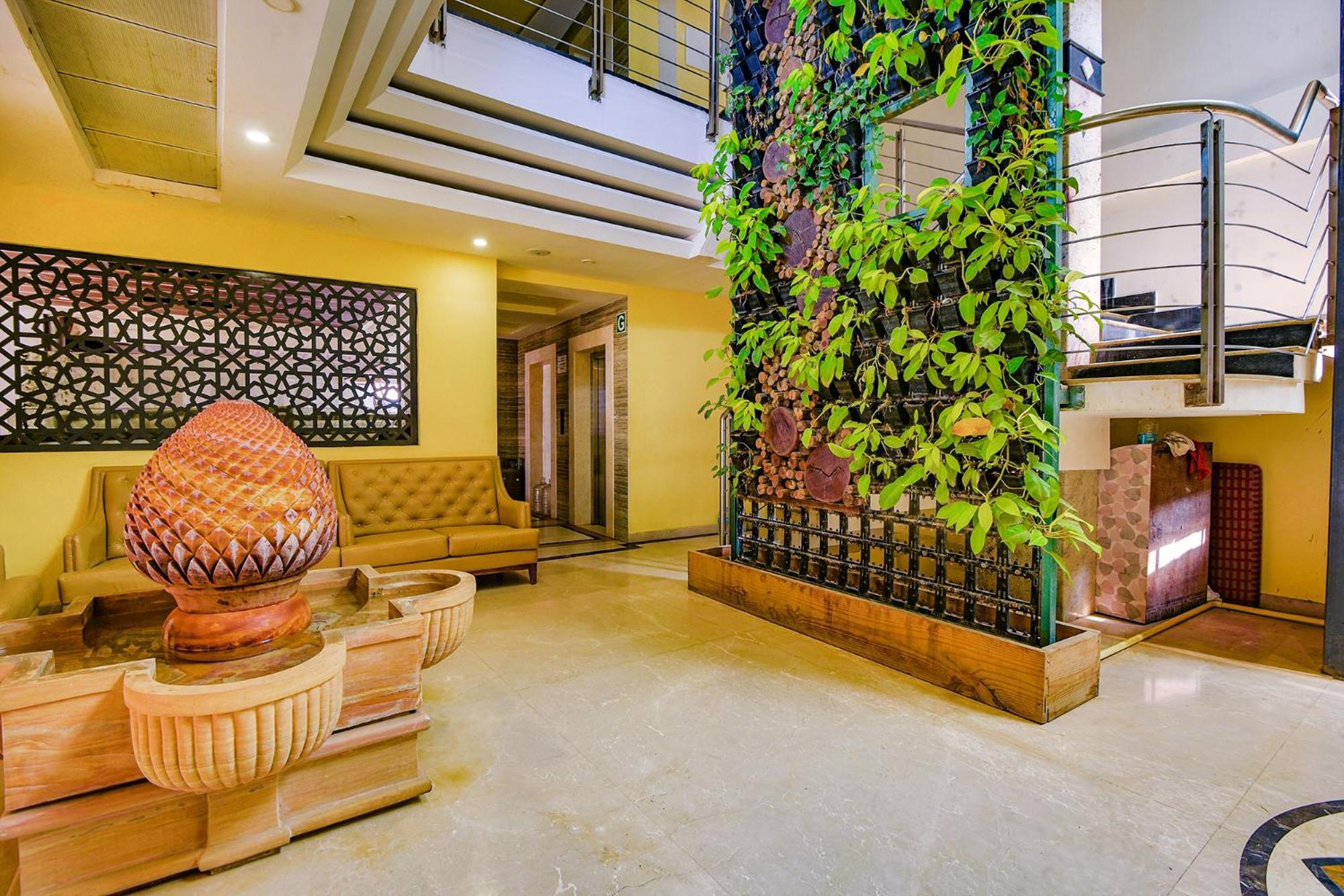 Fabhotel Phoenix Resorts - Nr M Chinnaswamy Stadium Бенґалуру Екстер'єр фото