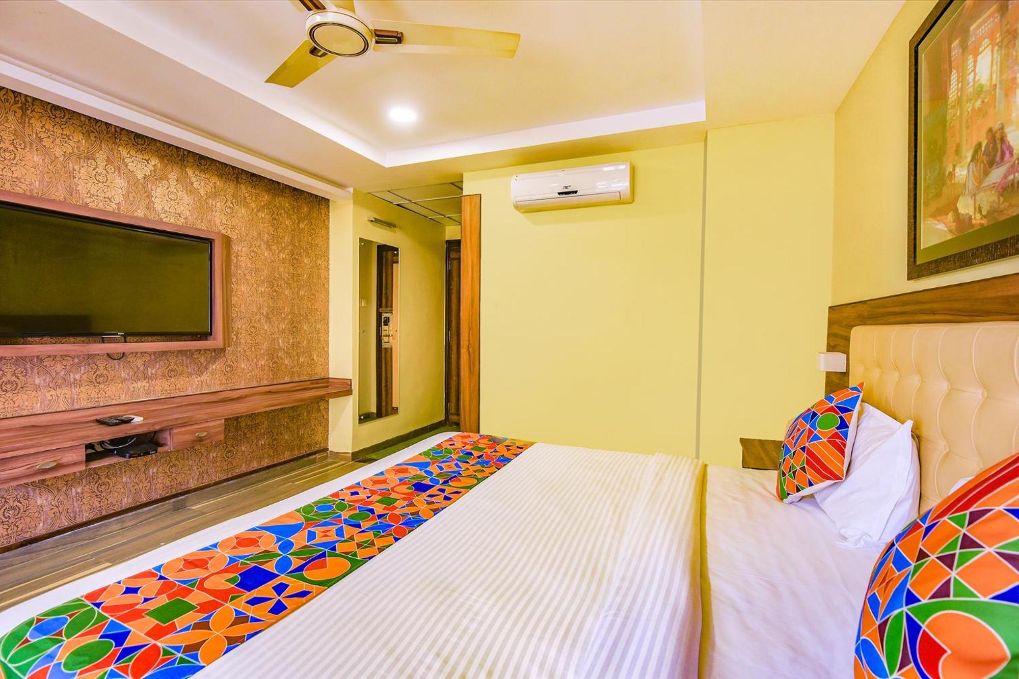 Fabhotel Phoenix Resorts - Nr M Chinnaswamy Stadium Бенґалуру Екстер'єр фото