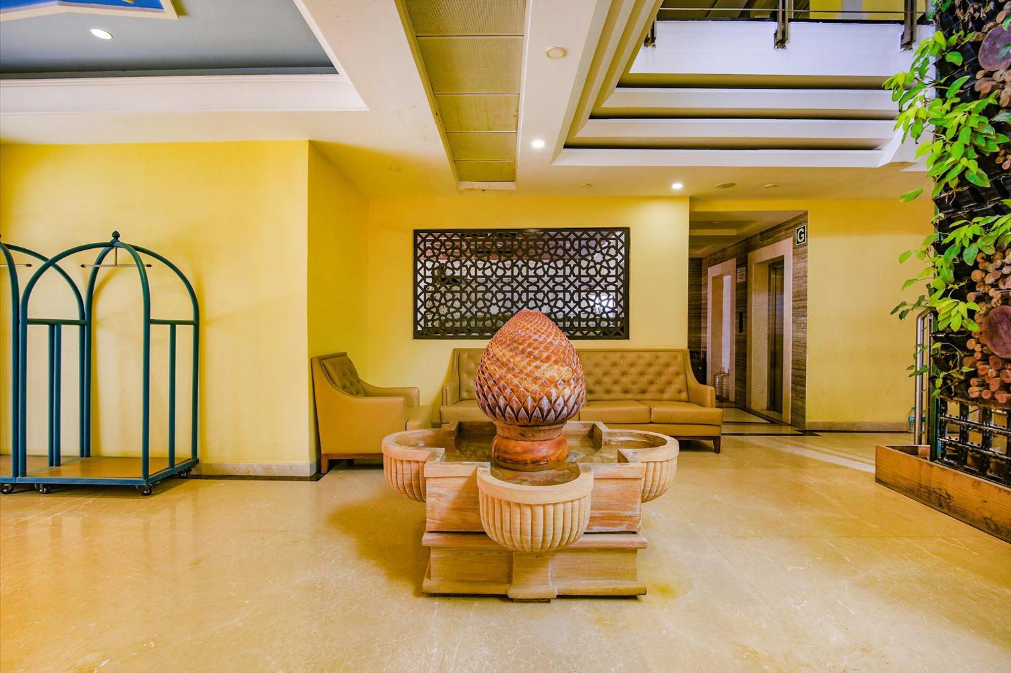 Fabhotel Phoenix Resorts - Nr M Chinnaswamy Stadium Бенґалуру Екстер'єр фото